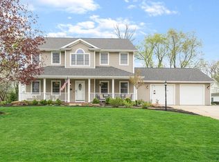 1774 S Woodfield Trl, Warsaw, IN