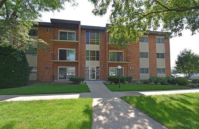 1st image of 9723 S Keeler Ave #7306