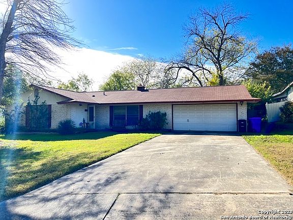3rd image of 3006 Tawny Oak Dr
