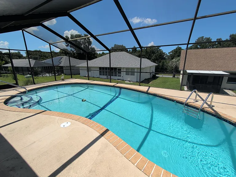 877 W Sunset Strip Dr — Photo 2