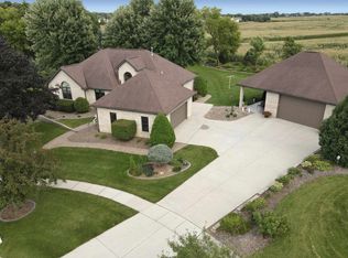 107 Jason Ct, Rosendale, WI 54974