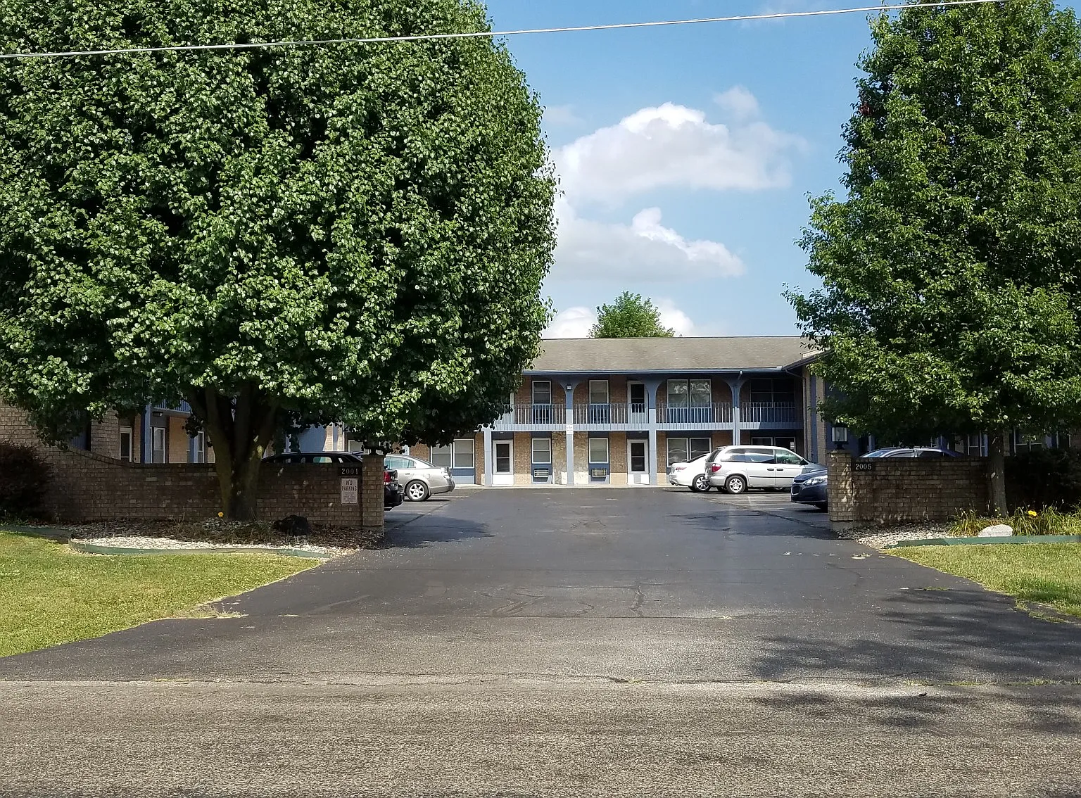 2 bed, 720 sqft, $625 — Photo 1