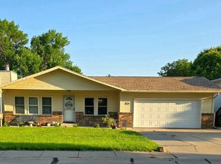 1008 Hackberry Rd, North Platte, NE 69101