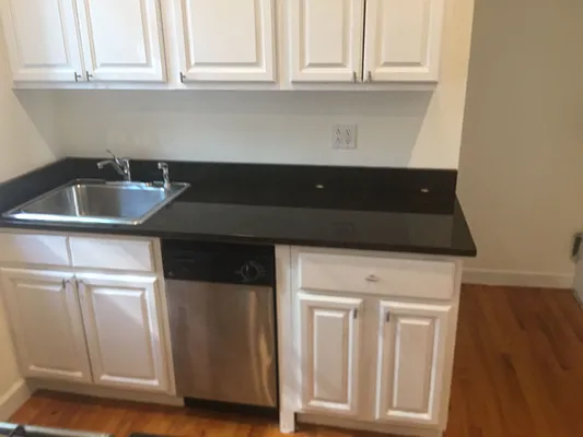 Rented by Skyline Realty LLC II | media 7