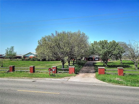 2nd image of 5101 SE 134th St