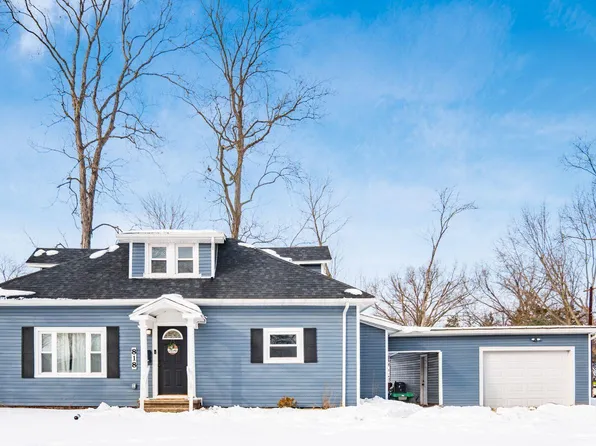 818 W 8th St, Marysville, OH 43040