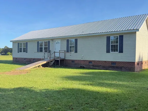145 Lloyds Lane, Washington, NC 27889