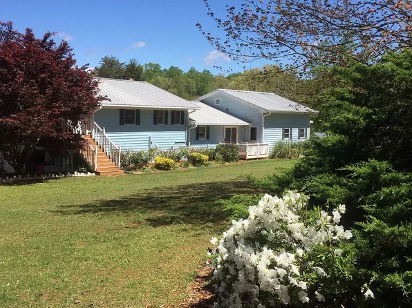 441 Mull Rd, Hiawassee, GA 30546