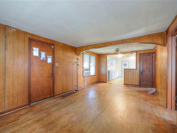 4th image of 3135 N 57th St