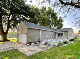 517 W Hwy, Alta, IA 51002