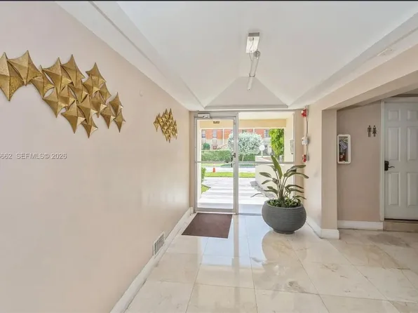 (undisclosed Address), North Miami Beach, FL 33160