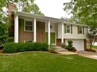 2685 Irondale Dr, Saint Louis, MO 63129