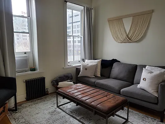 Rented by Frank Valvo Real Estate | media 1