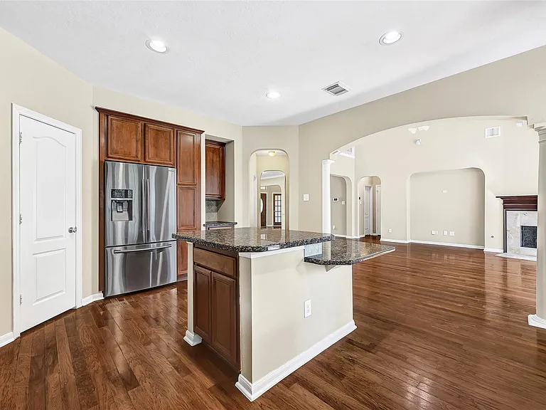 21327 Pennshore Ln — Photo 7