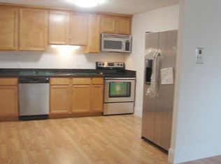 4 Walker Rd APT 3, North Andover, MA 01845