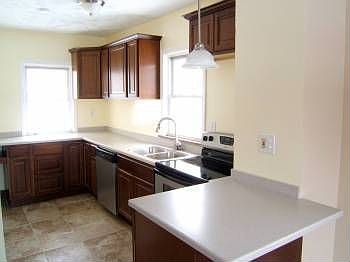 2nd image of 3293 Washington Blvd