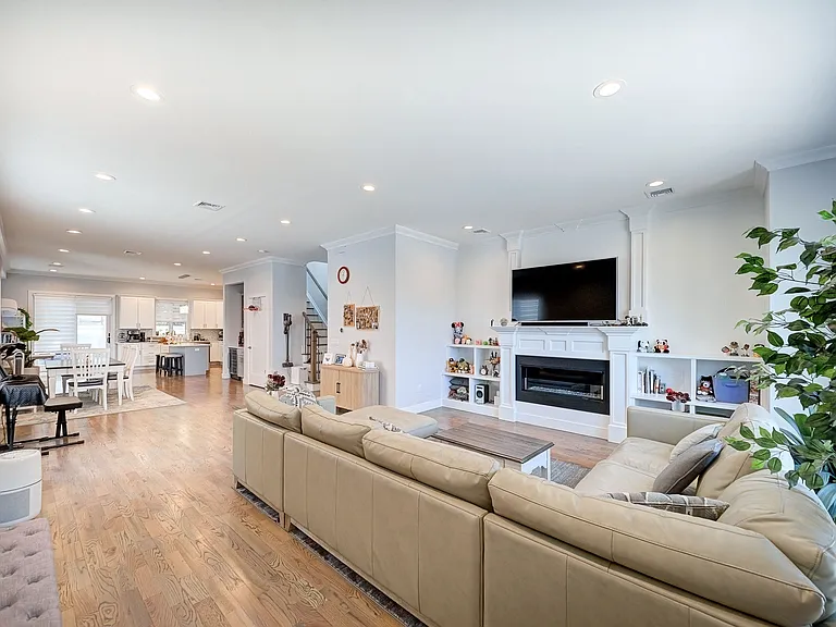403A Northwood Way #A — Photo 4
