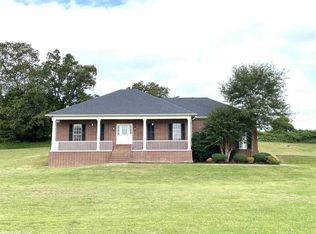 100 Susie Ln, Beebe, AR 72012