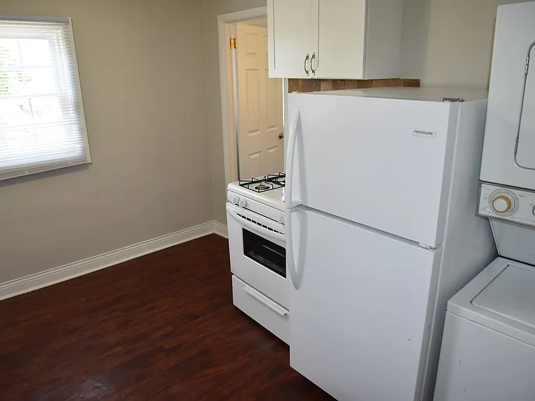 1694 S Washington Ave — Photo 2