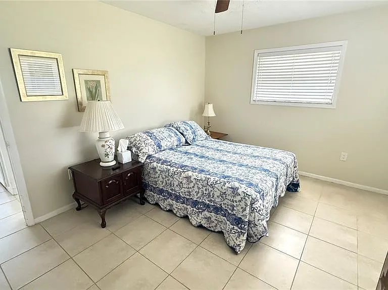 1528 Council Dr — Photo 16
