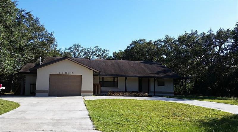1st image of 11903 Desoto Dr