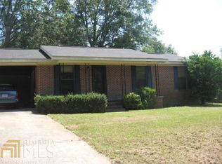 1219 S 8th St, Lanett, AL 36863