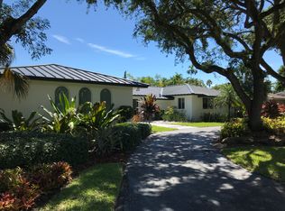 11305 SW 72nd Ct, Pinecrest, FL 33156