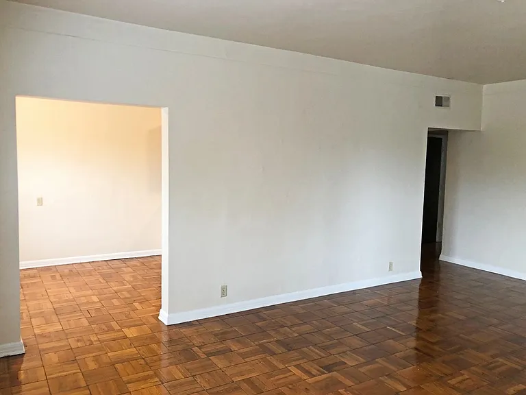 The Bauer Apartments — Photo 11