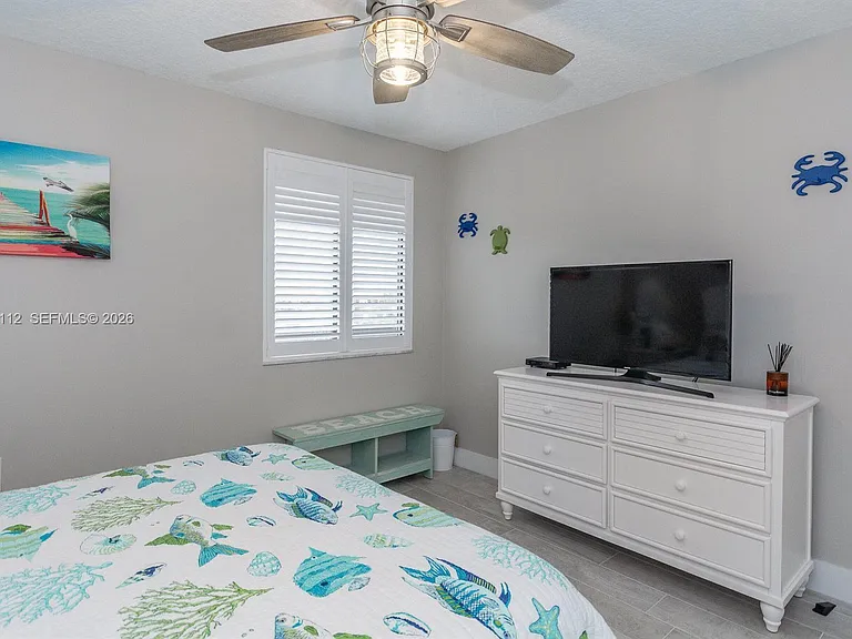 101 S Seas Dr #502 — Photo 32