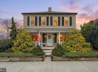 209 N 3rd St, Hanover, PA 17331