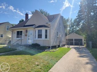 14928 Veronica Ave, Eastpointe, MI 48021