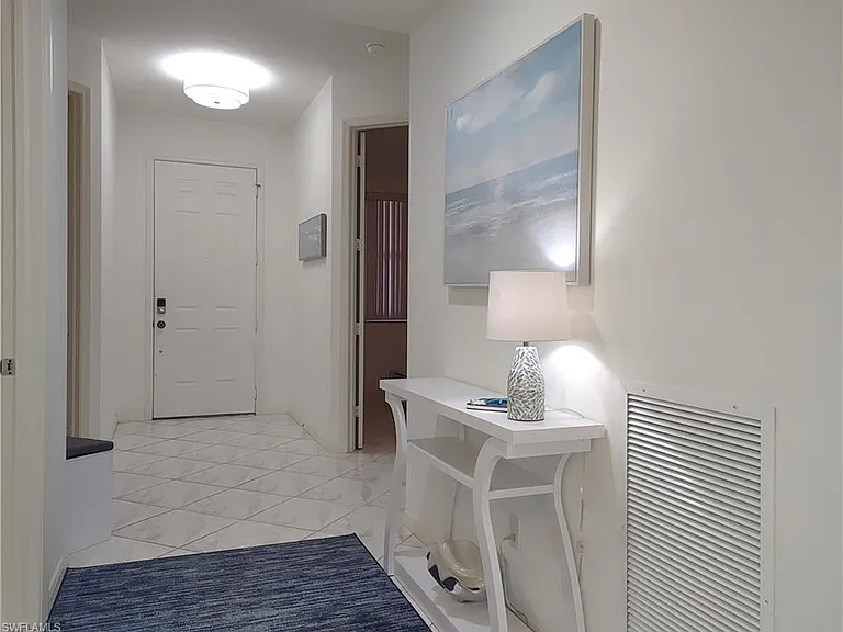 400 Flagship Dr #704 — Photo 5
