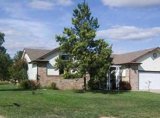 5116 E Willow Point Rd, Wichita, KS 67220