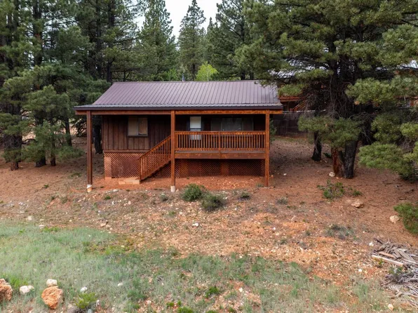 520 N Arrowhead Trl, Duck Creek Village, UT 84762