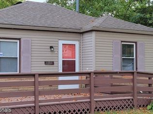 3225 Crooks Rd, Rochester Hills, MI 48309