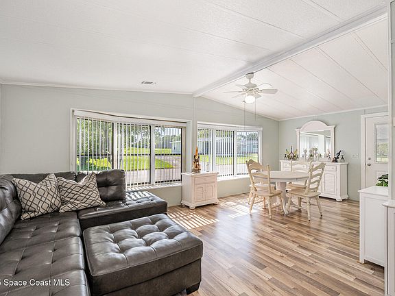 5th image of 5005 Santa Anna Ave