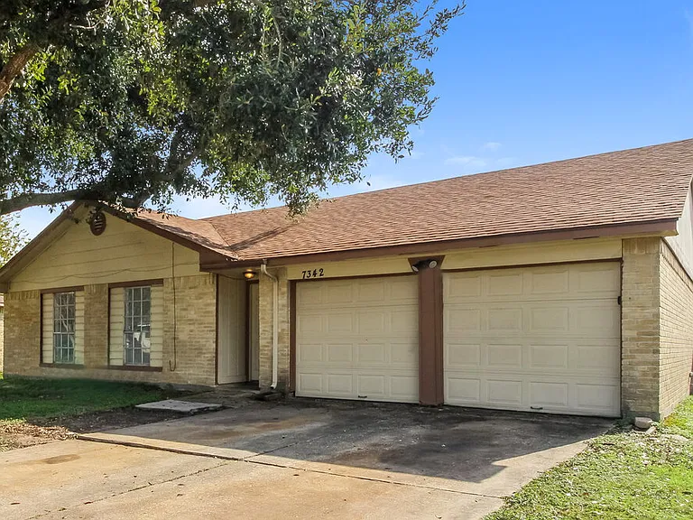 7342 Sonnet Glen Ln — Photo 3