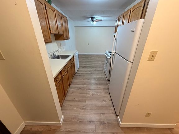 3rd image of 3610 43rd Ave NW #121