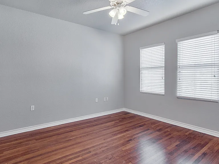 2500 S University Dr — Photo 12