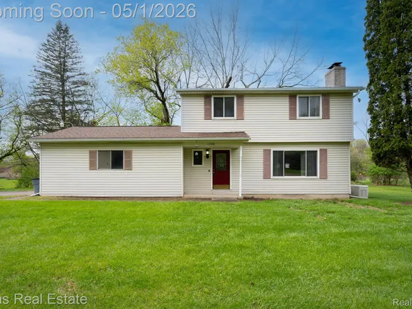 11198 Horton Rd, Holly, MI 48442