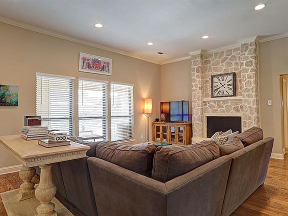 3rd image of 7201 Duffield Dr