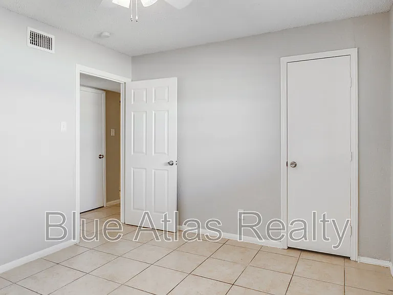 5352 Wonder Dr — Photo 8