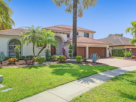 2nd image of 3821 SW 185th Ave