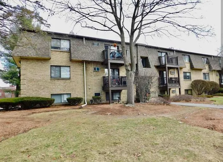 Tiffany Rd — Photo 1
