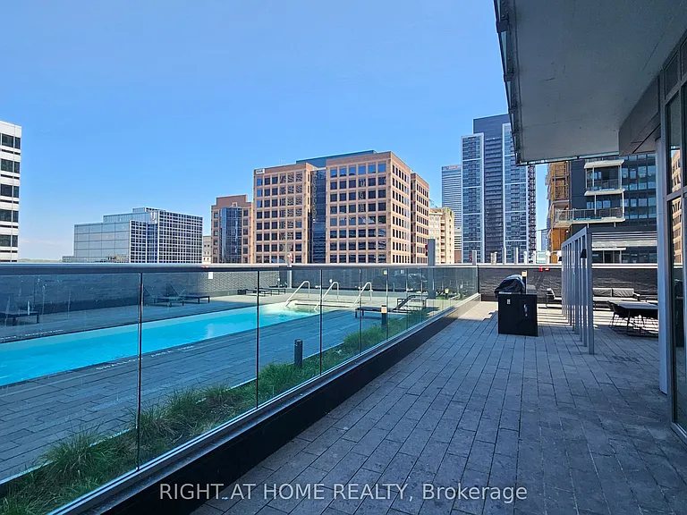 50 Charles St E #3613 — Photo 23