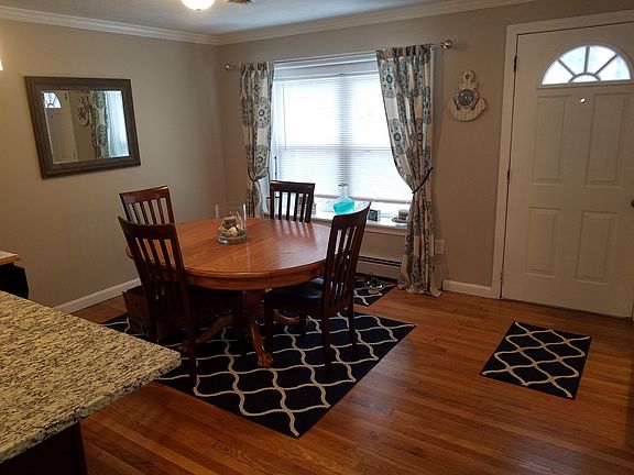 4th image of 3 Twin Ponds Dr APT H