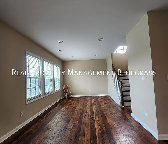 1006 Sugarbush Trl — Photo 5