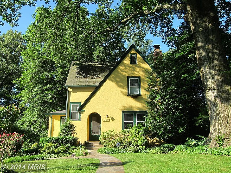 2nd image of 1204 Highland Dr