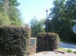 308 Water Lilly Way, Pendergrass, GA 30567