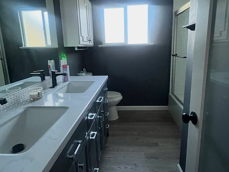 2941 Grayburn St — Photo 10